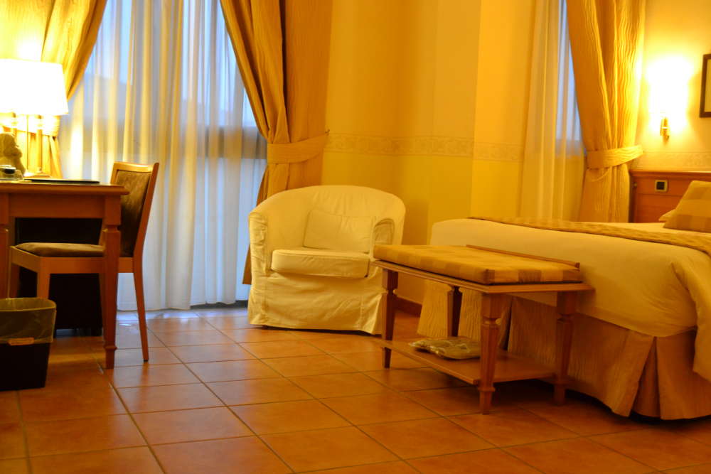 hotel-seccy-fiumicino-royal