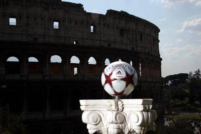 Champions, Roma... nel pallone