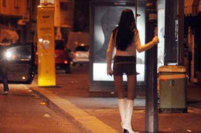 Pugno duro contro la prostituzione