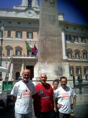 Contro la “casta” presidio fisso davanti a Montecitorio