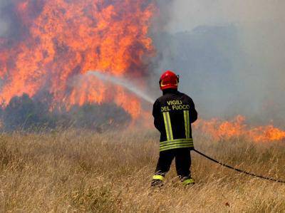 Incendio a Terracina, interviene il Consorzio di bonifica