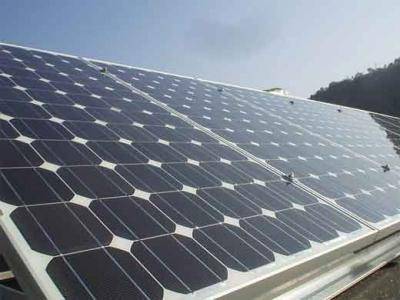 Energia, sulle scuole arriva il fotovoltaico 