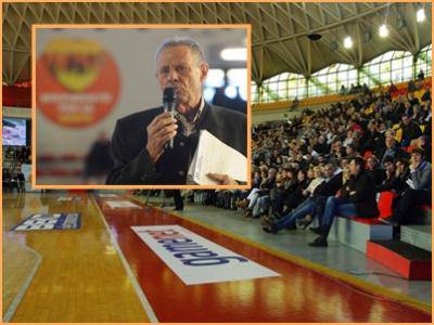 Zamparini, il suo movimento e la gente