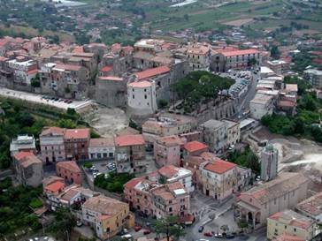 Il rilancio del Pd continua con il Natale in Piazza