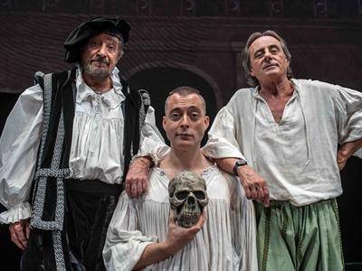 Sala Umberto, in scena Zuzzurro & Gaspare con “Tutto Shakespeare in 90 minuti”