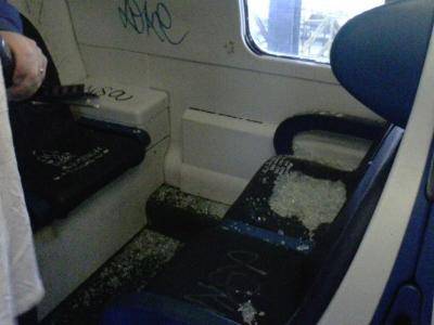 Vandalismo sui treni: danni per 230 mila euro a Trenitalia Lazio