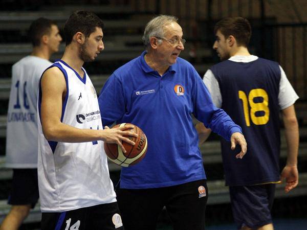 Basket, Latina s'inchina a Firenze