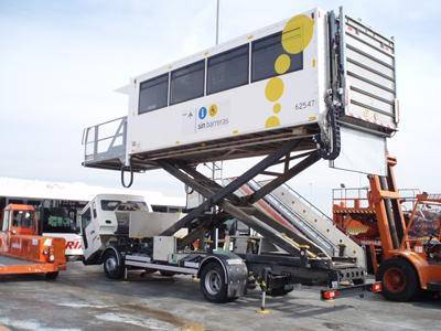 Movimentazione macchine in aeroporto, ora serve un "patentino"