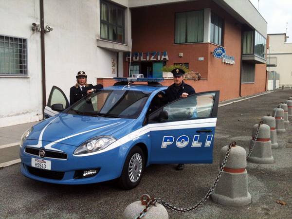 Sicurezza alla guida, polizia in prima linea nelle scuole