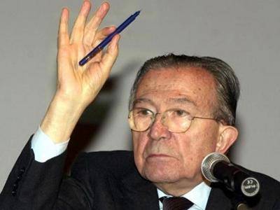 Andreotti decano dei giornalisti, cronista doc