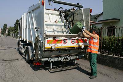 Rifiuti, il servizio “porta a porta” si estende