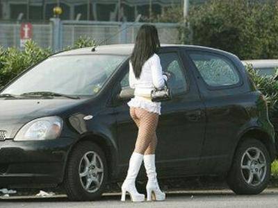 Sicurezza: servizio antiprostituzione sulle strade
