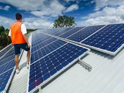 Il Comune accende i riflettori sugli impianti fotovoltaici
