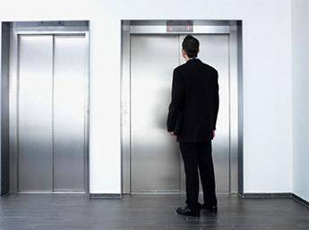 “A Ostia fermi oltre 200 ascensori per mancanza di fondi”