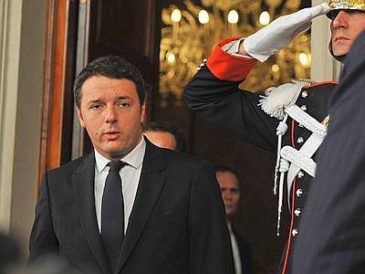 Il regalo di Renzi ai pensionati: 500 euro prima dell’estate