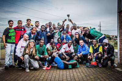 Nettuno, all’Atletico Pop United il primo trofeo “Un calcio alla discriminazione”