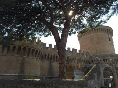 Salviamo il Borgo di Ostia Antica: "Continua l'indifferenza verso un gioiello di storia medievale"