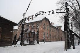 Germania, 4 anni di reclusione all’ex contabile di Auschwitz