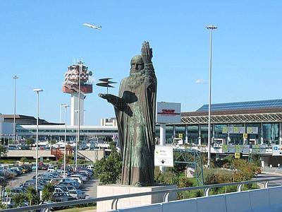 L'aeroporto è tornato pienamente operativo: 300.000 passeggeri nel week-end