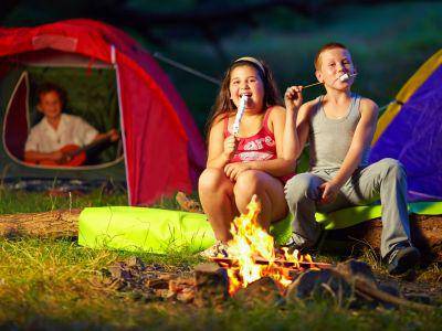 Bambini in campeggio da soli: una vacanza che aiuta a crescere