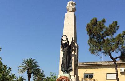 Centro Studi Aurhelio: “Monumento ai Caduti e Centro Storico, abbandono e disinteresse”