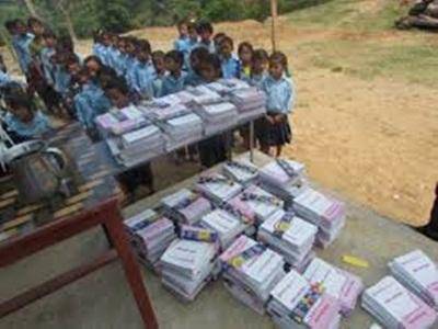 Farmacisti in aiuto in Nepal, pronti per la scuola
