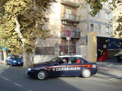 Molesta la compagna: arrestato dai Carabinieri