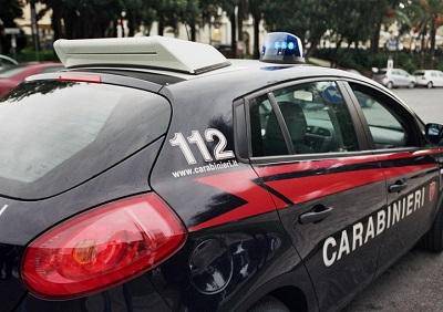 Donna arrestata dai Carabinieri per possesso di stupefacenti
