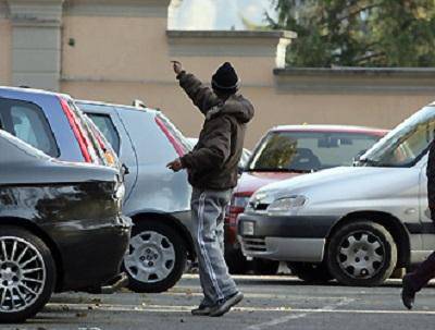 Ugl: “Parcheggi abusivi, un danno per i lavoratori e per i cittadini”