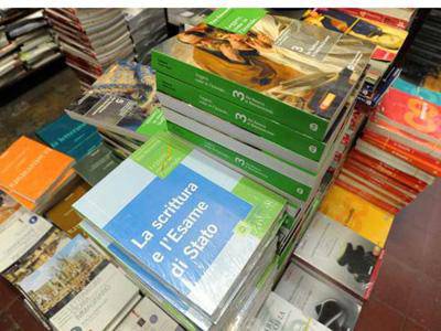 Scuola: pubblicato il bando per la fornitura gratuita dei libri di testo