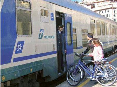 “Bici in treno”: la nuova mobilità diventa sempre più protagonista”