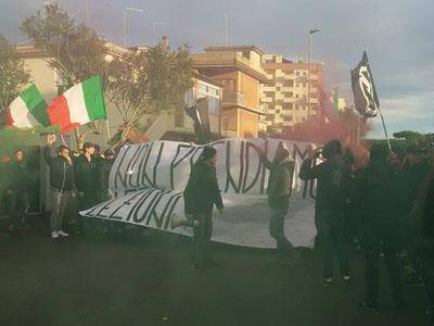 <span>Blocco Studentesco: domani assemblea in via Capo Sperone</span>