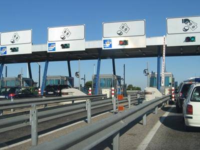 Autostrade, “no” all’aumento dei pedaggi sull’A24 e l’A25