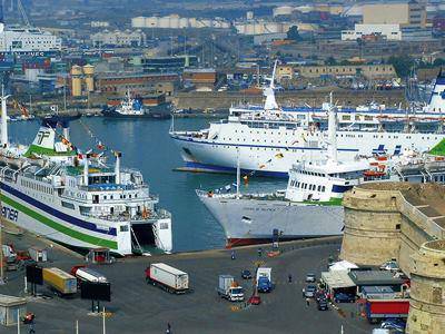 Attività portuale: traffici in crescita nell'anno 2015
