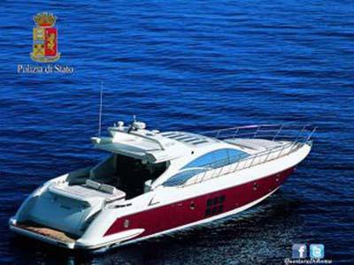 Sequestrato uno yacht per canoni leasing non pagati