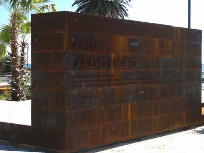 Palmacci: “Ridiamo dignità al monumento di Aldo Moro”