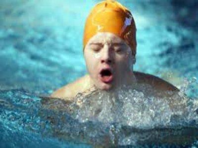 Sport e disabili: pubblicato l’avviso “Insieme nel nuoto”
