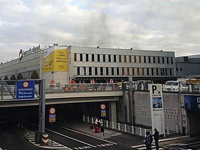 Terroristi a Bruxelles, kamikaze in metropolitana e aeroporto