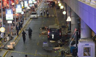 Attacco all'aeroporto di Istanbul, decine di morti