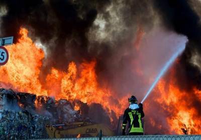 Incendio Roncigliano, Di Fiori: "E' emergenza ambientale"