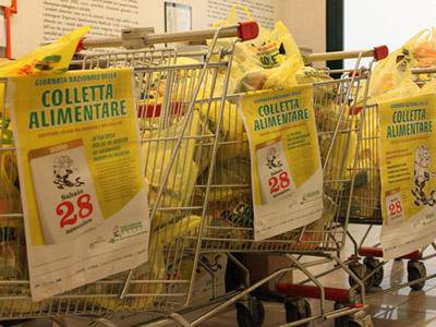 Solidarietà: domani al supermercato Coop la giornata della raccolta alimentare
