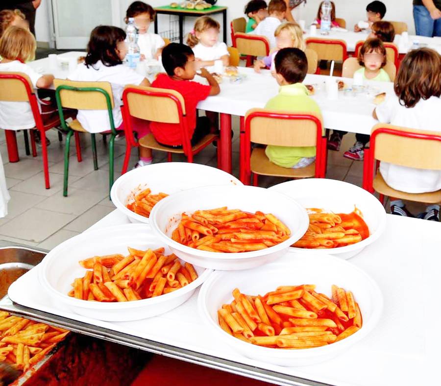 Fiumicino, refezione scolastica: al via le iscrizioni dal prossimo 16 agosto