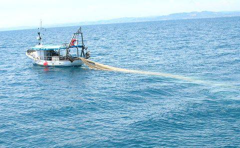 #civitavecchia, pesca illegale sotto costa: sanzioni per 20.000 euro dalla Guardia Costiera