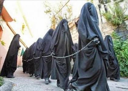 #isis: camera delle torture per le donne che violavano le regole