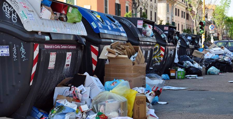 Rifiuti, veleni su Roma