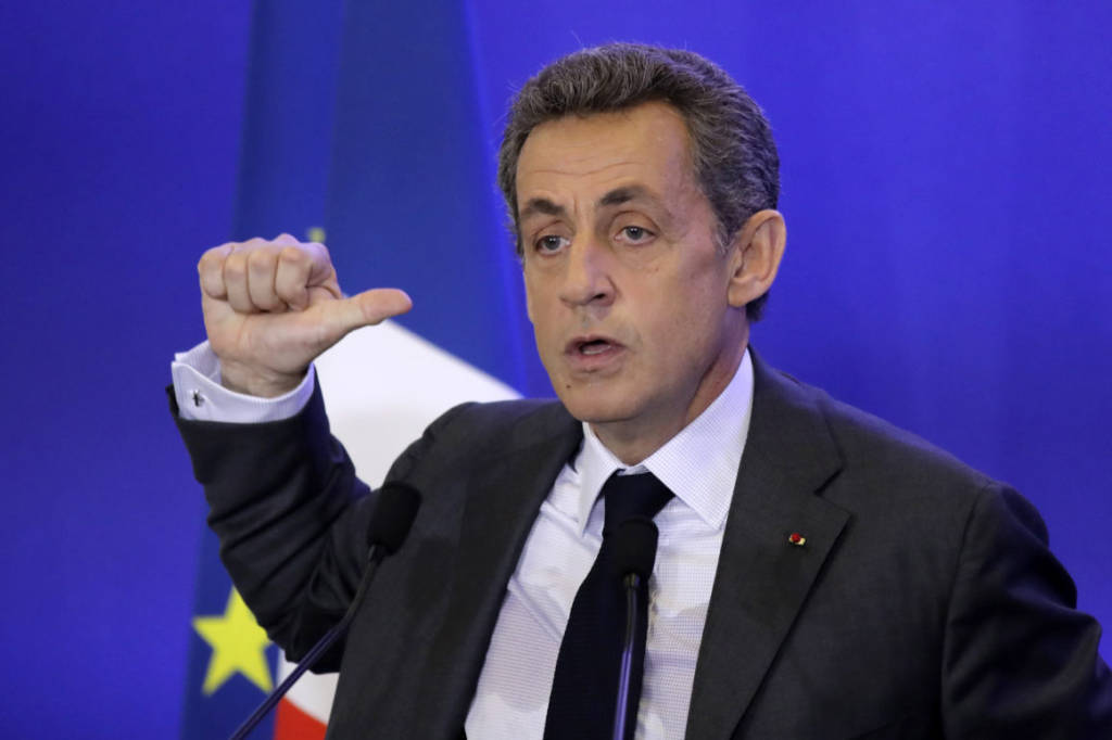 Finanziamenti illeciti, fermato l’ex presidente Sarkozy