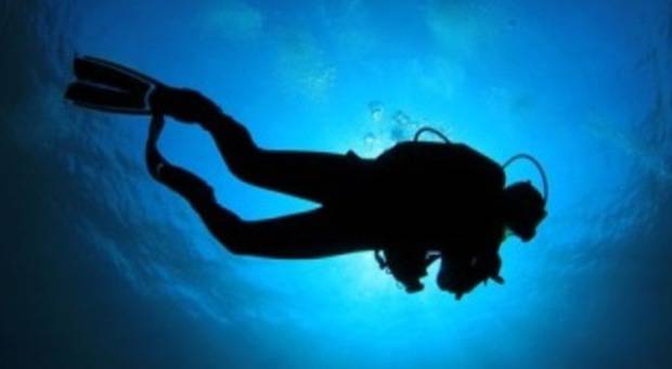#ponza, tragedia in mare: sub muore durante un’immersione
