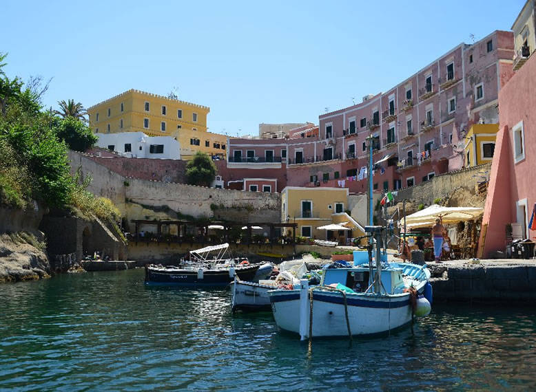 Ventotene e Sperlonga tra i Borghi più belli d’Italia, a dirlo è “Cnn Travel”