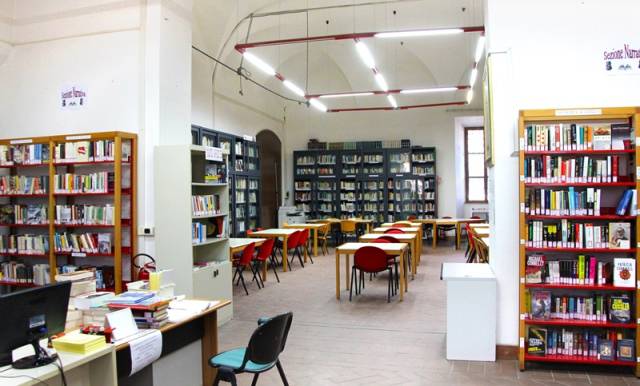 A #Formia anche la Biblioteca comunale diventa una cosa “inter nos”