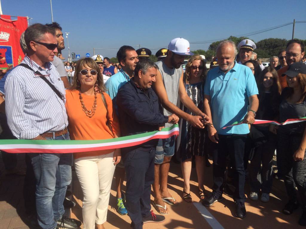 #fiumicino, a Maccarese inaugurato il nuovo lungomare con pista ciclabile e marciapiede